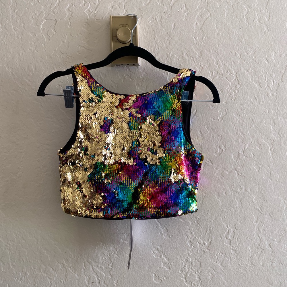 Reversible sequin top